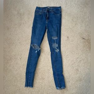 Levi’s Women’s 720 High Rise Super Skinny Ripped Jeans
